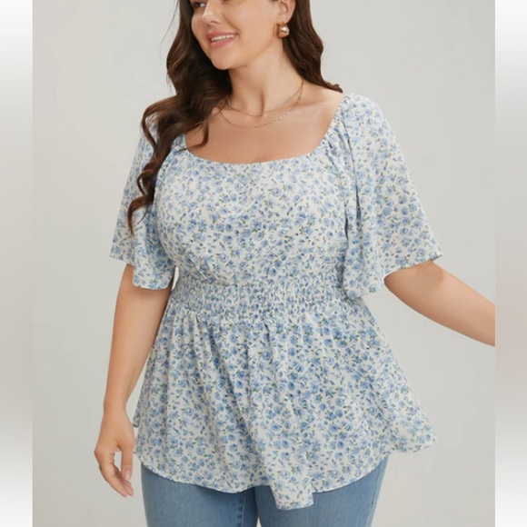 BloomChic Ditsy Floral Ruffle Sleeve Shirred Square Neck Blouse - Picture 1 of 5